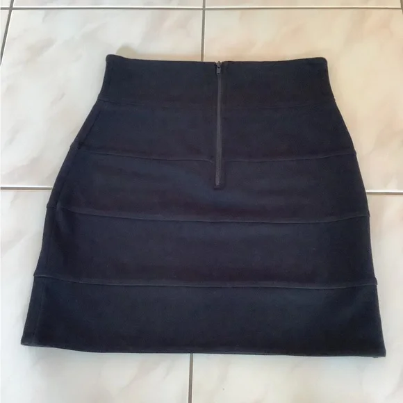 Talula Skirt - Picture 2 of 4